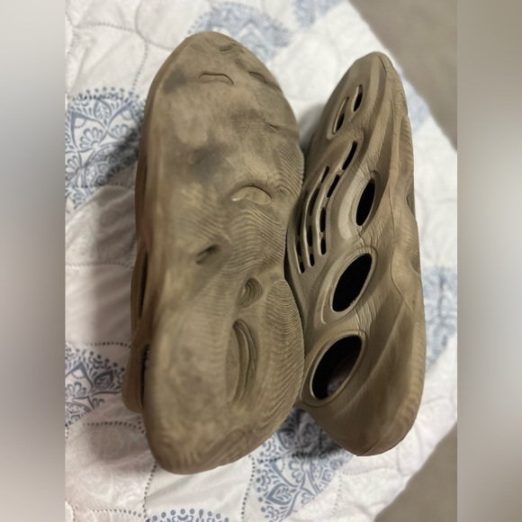 🔥Foam runners used size 11🔥 - Picture 3 of 3